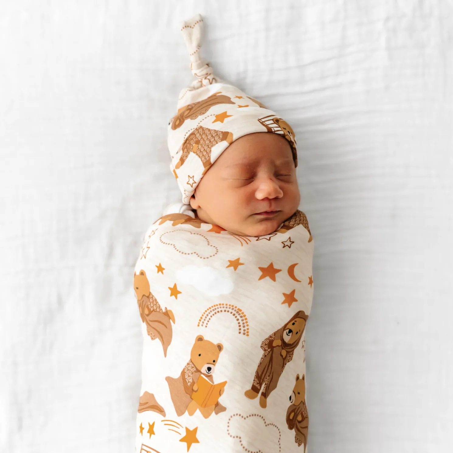 Beary Sleepy Swaddle & Hat Set