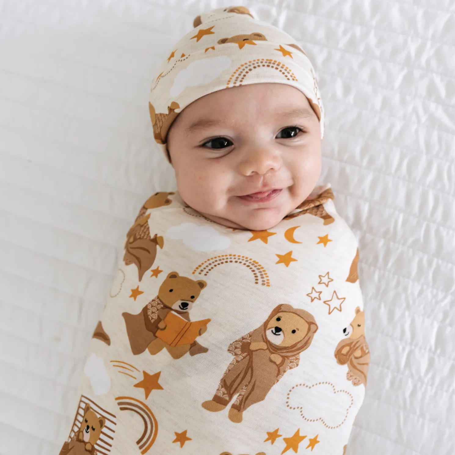 Beary Sleepy Swaddle & Hat Set