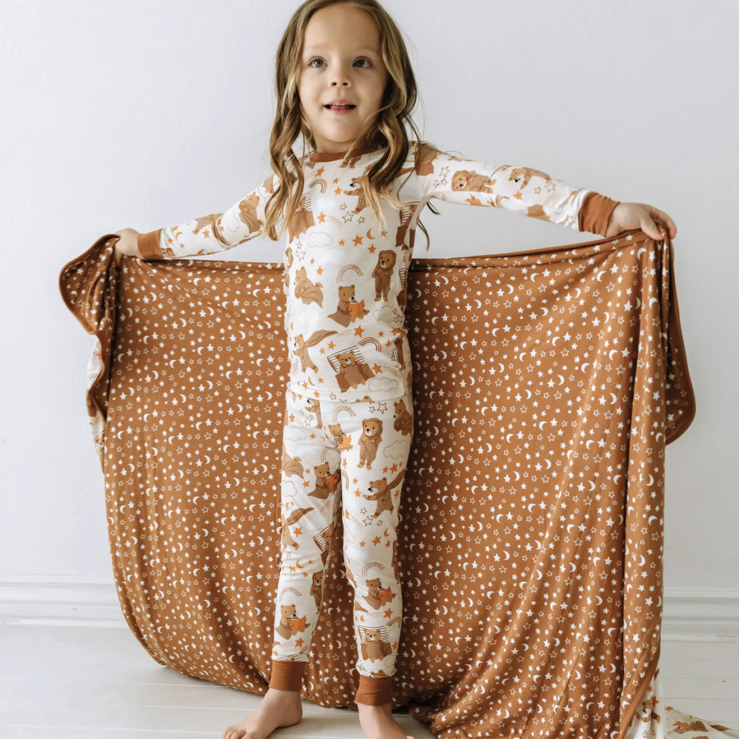 Beary Sleepy Large Cloud Blanket®