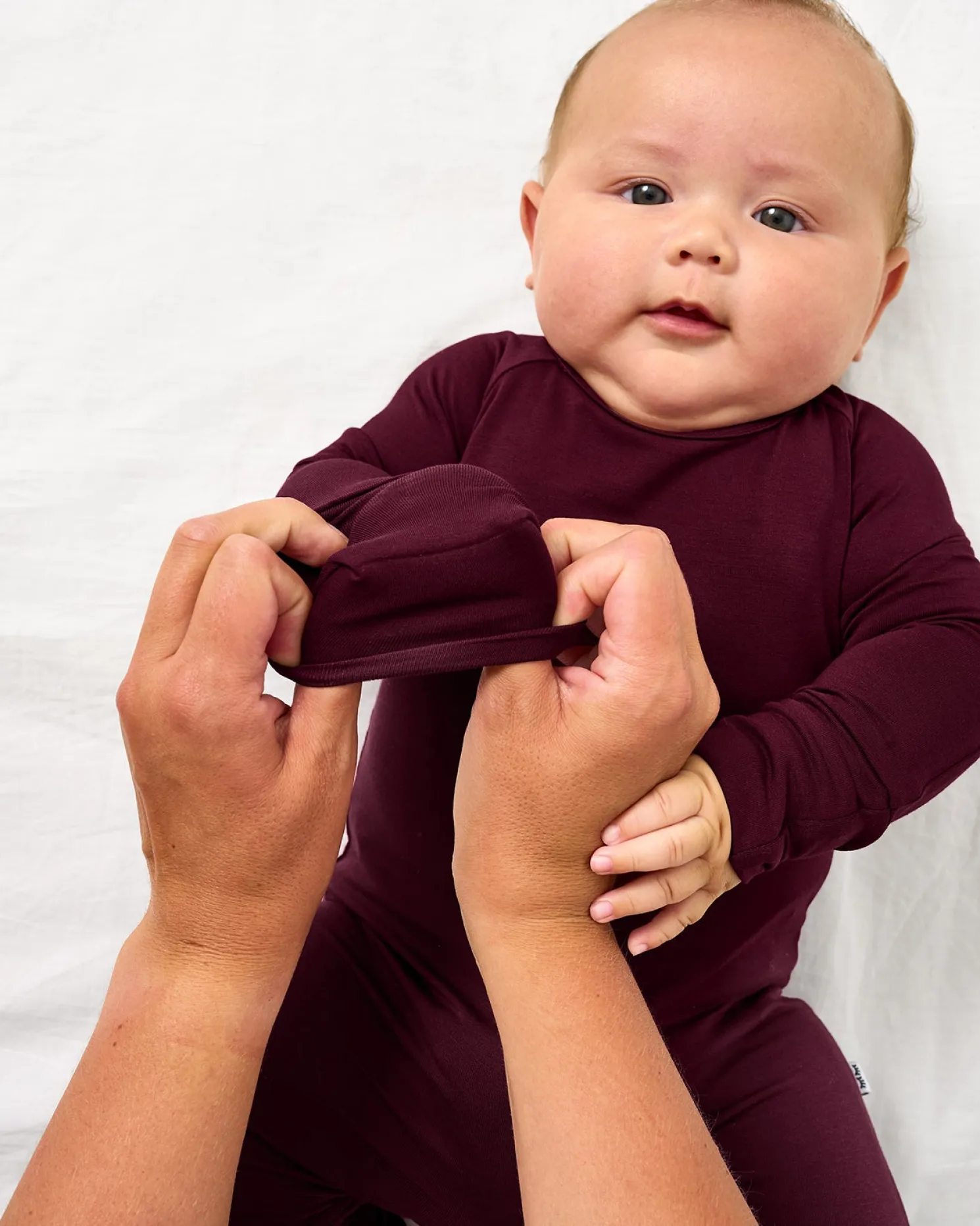 Classic Burgundy Crescent Zippy