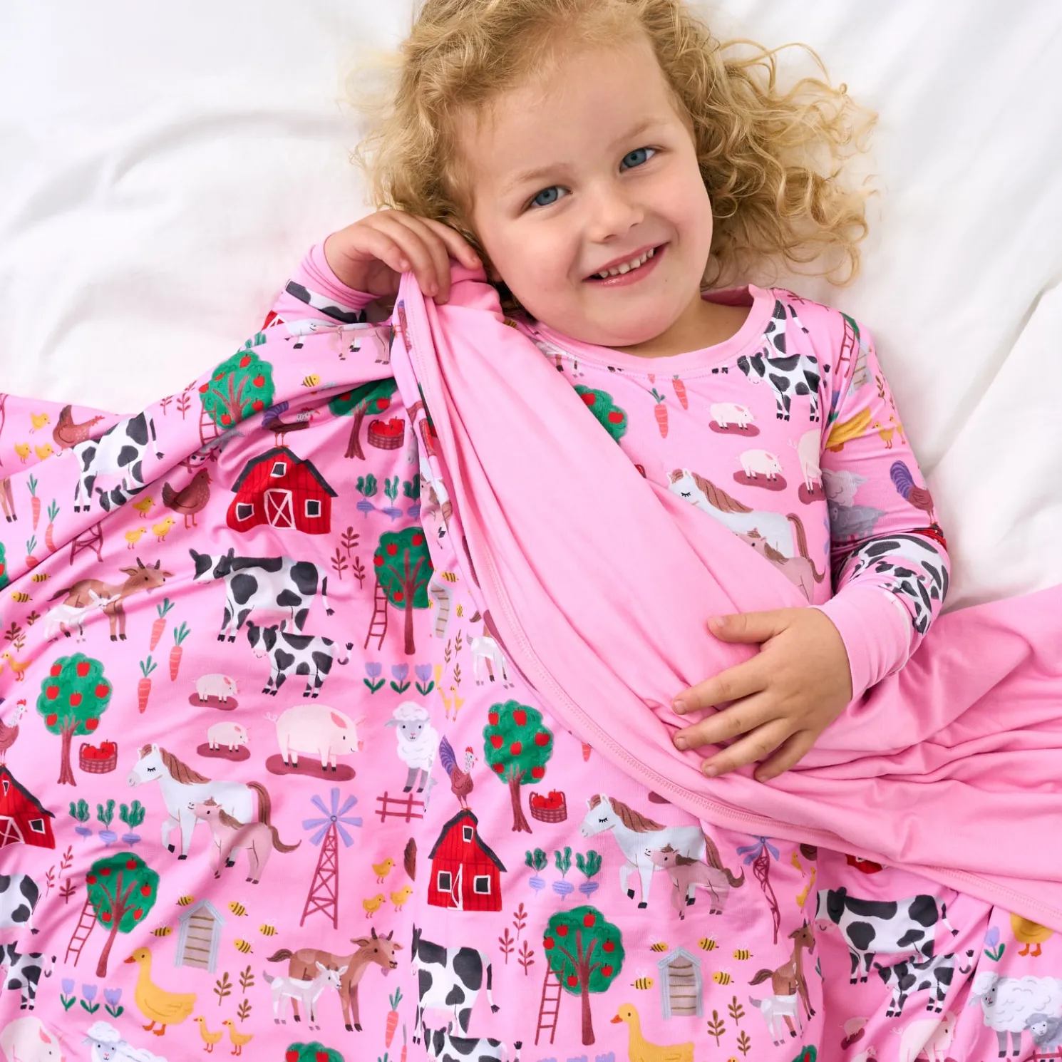 Farm Fam Large Cloud Blanket®