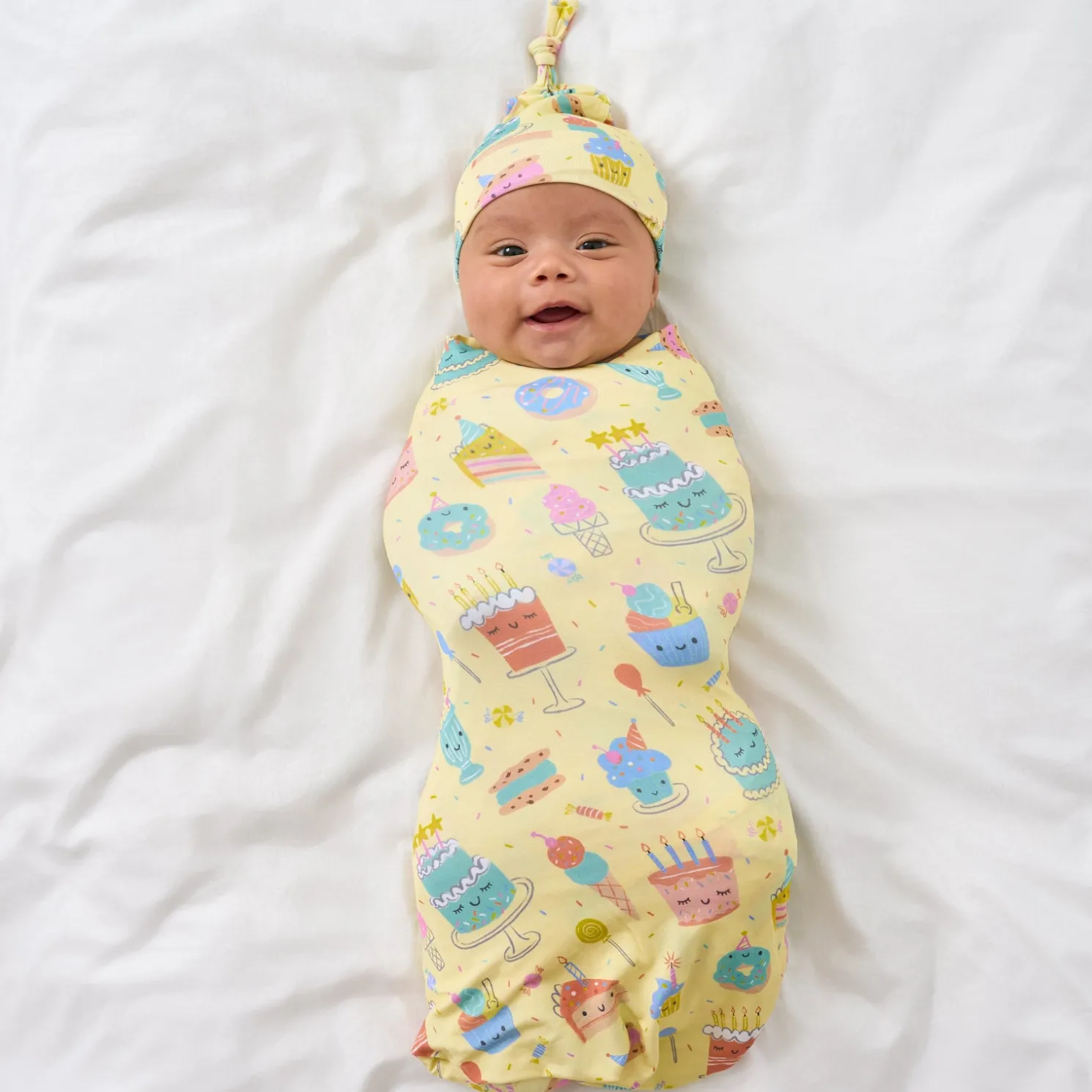 Frosted Fun Swaddle & Hat Set