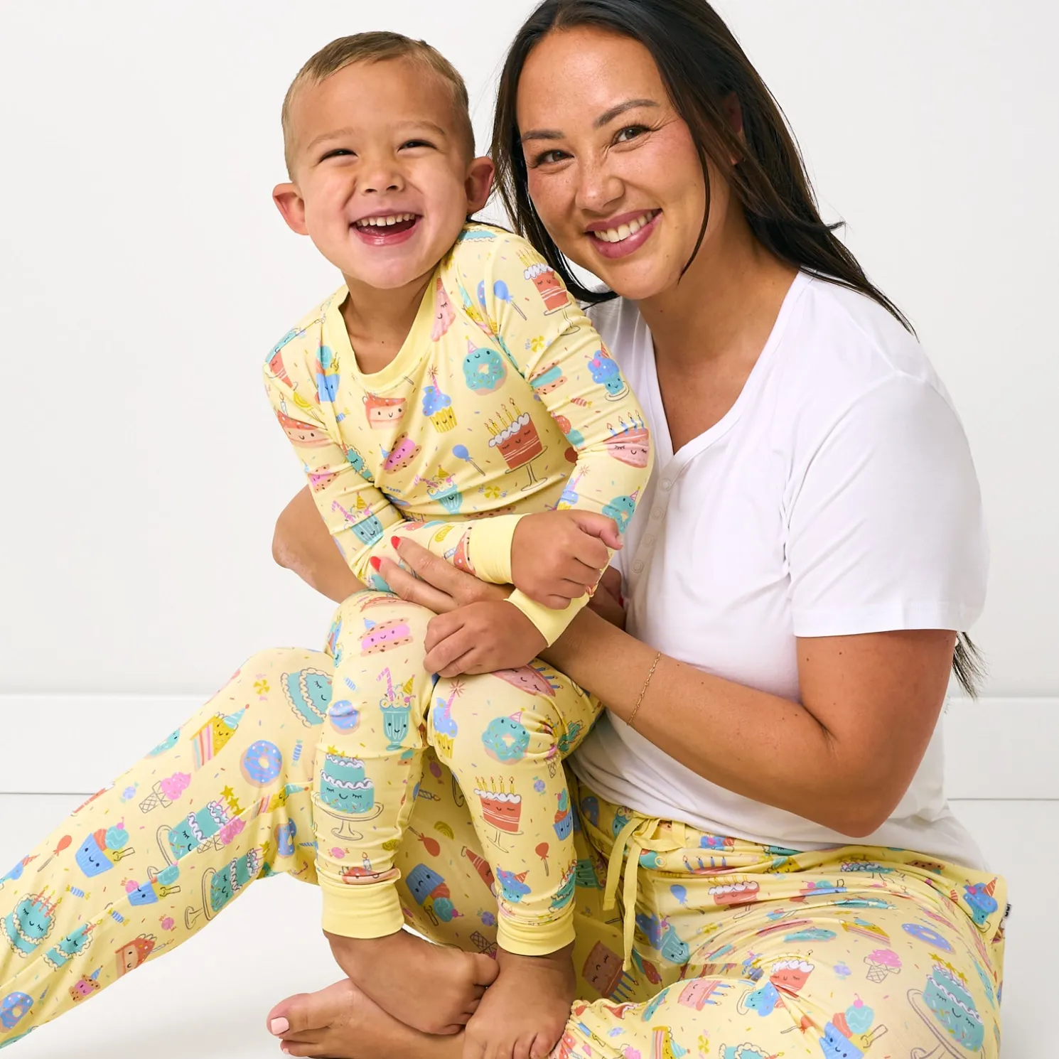 Frosted Fun Women's Pajama Pants