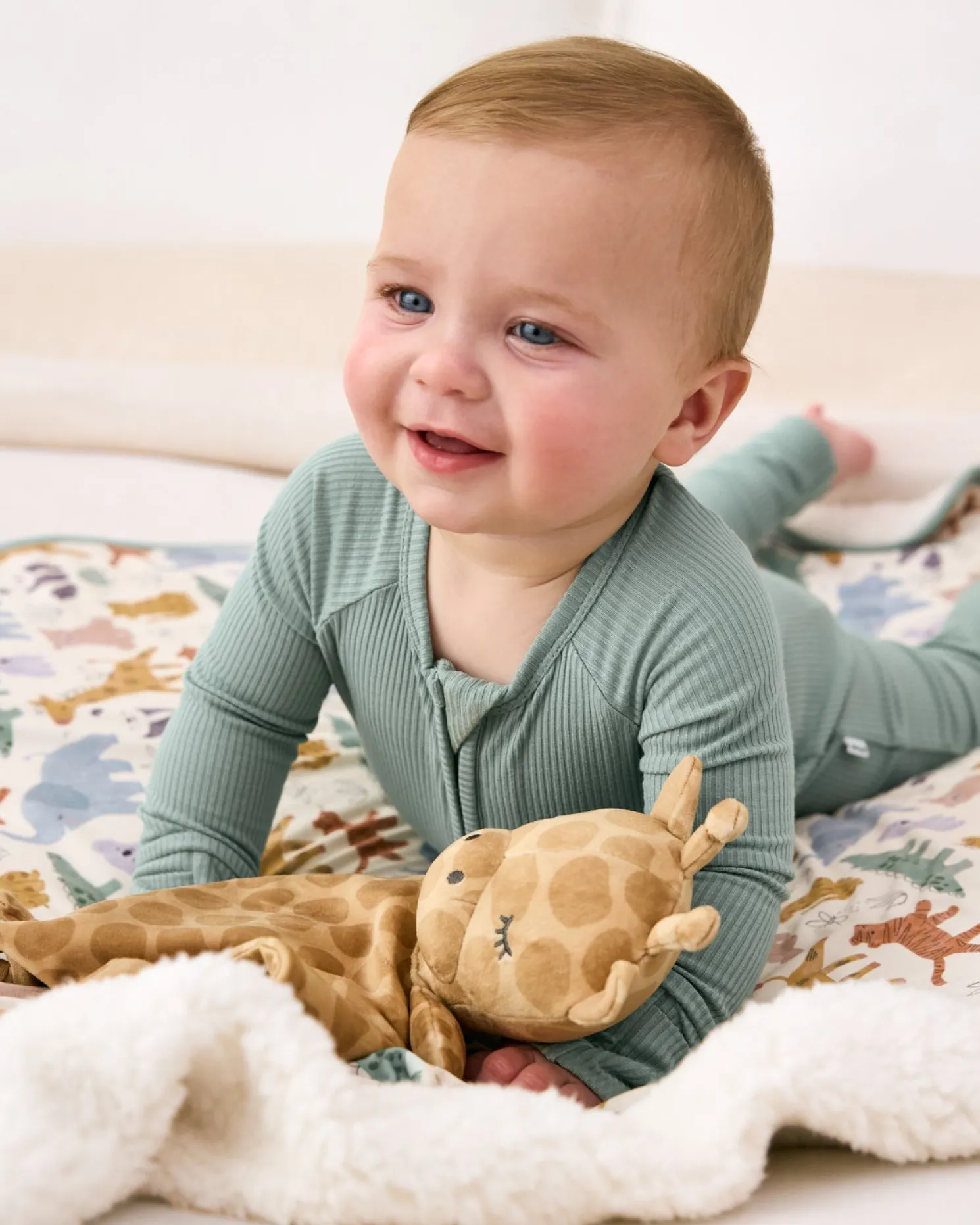 Gigi the Giraffe Sleepyhead Lovey