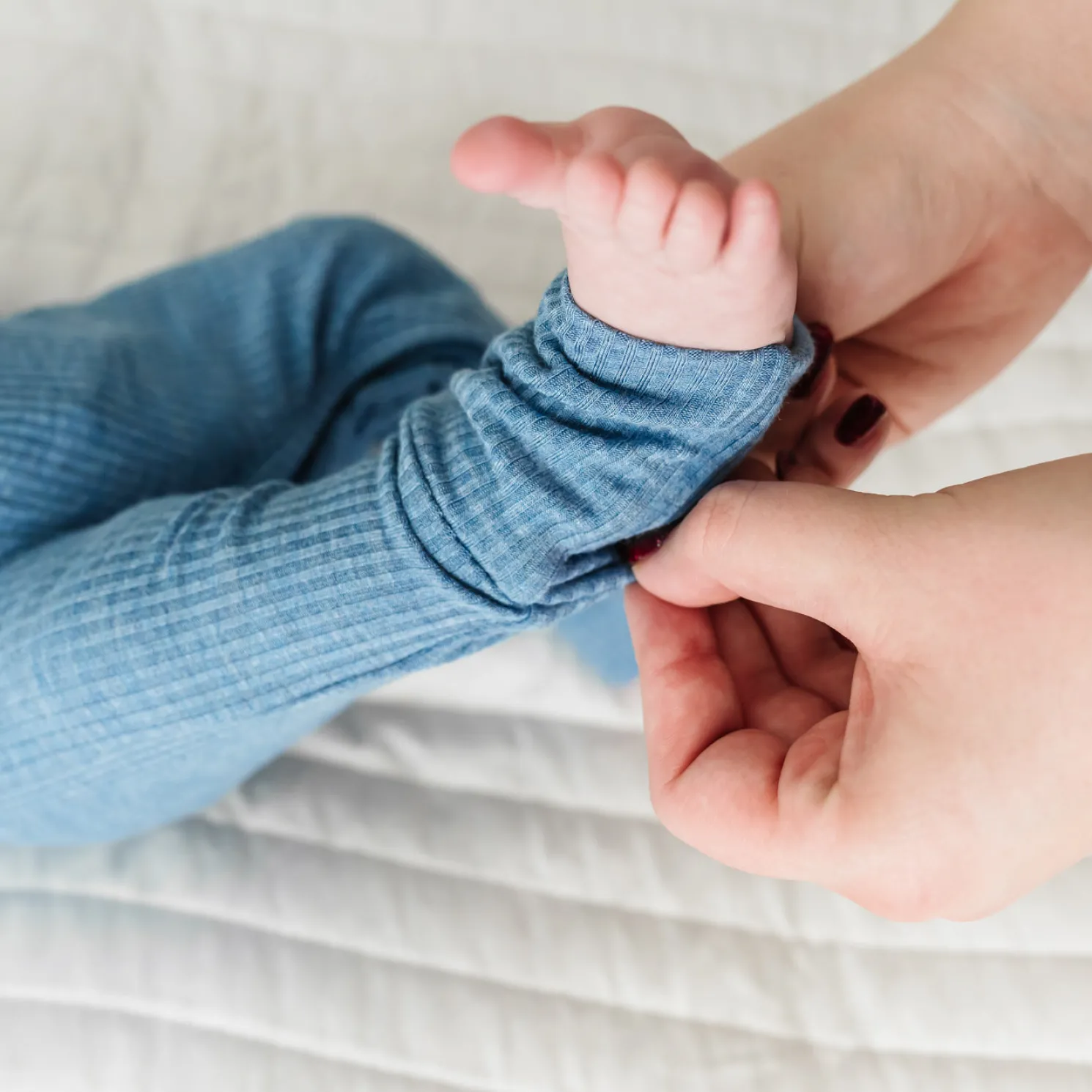 Heather Blue Ribbed Crescent Zippy