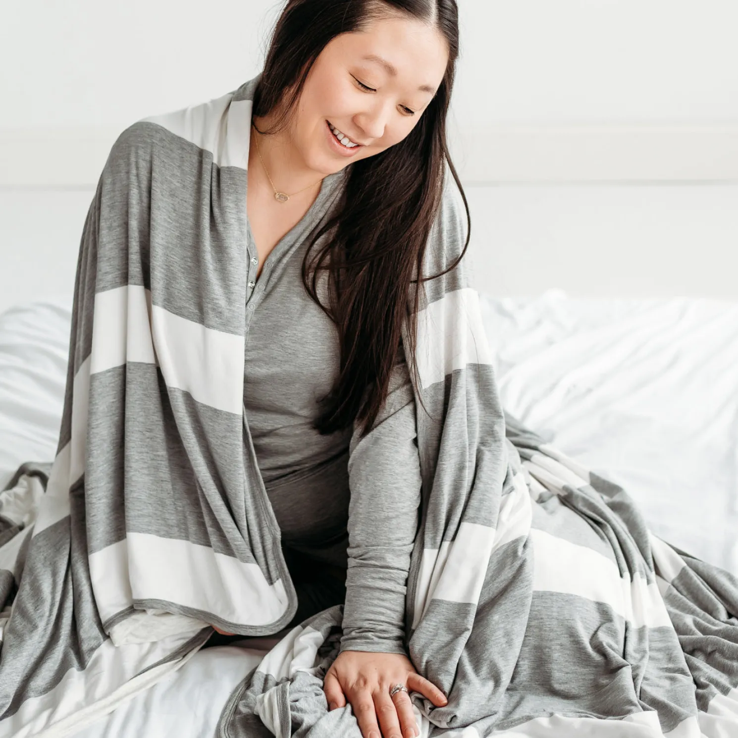 Heather Gray Wide Stripe Oversized Cloud Blanket®