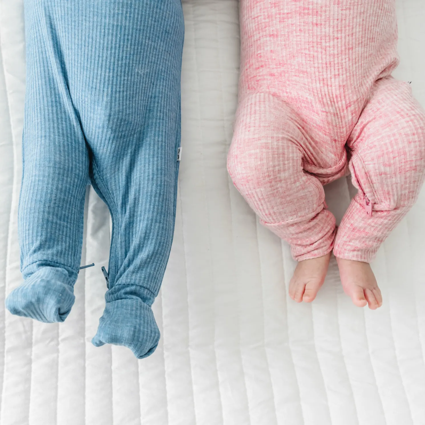 Heather Mauve Ribbed Crescent Zippy