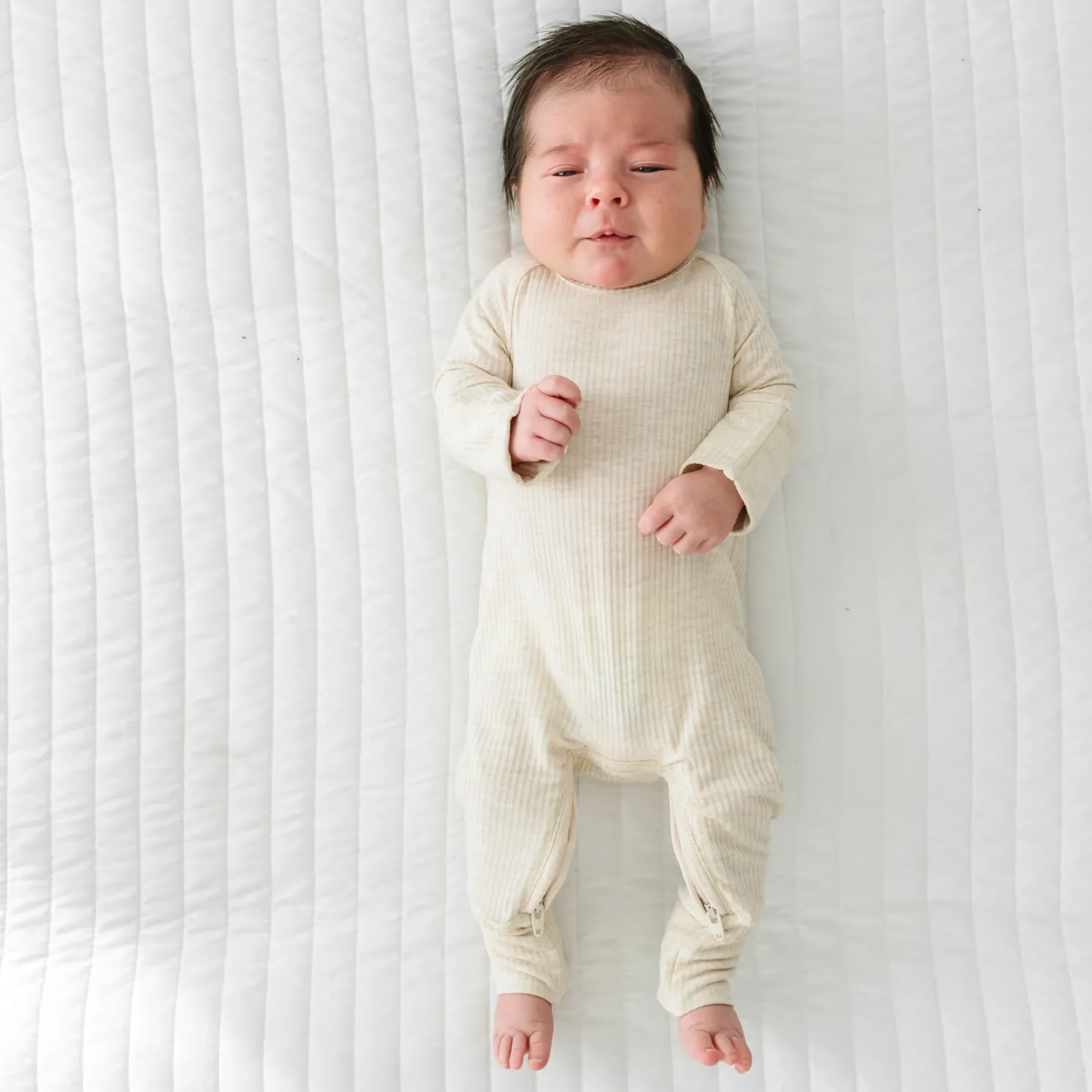 Heather Oatmeal Ribbed Crescent Zippy