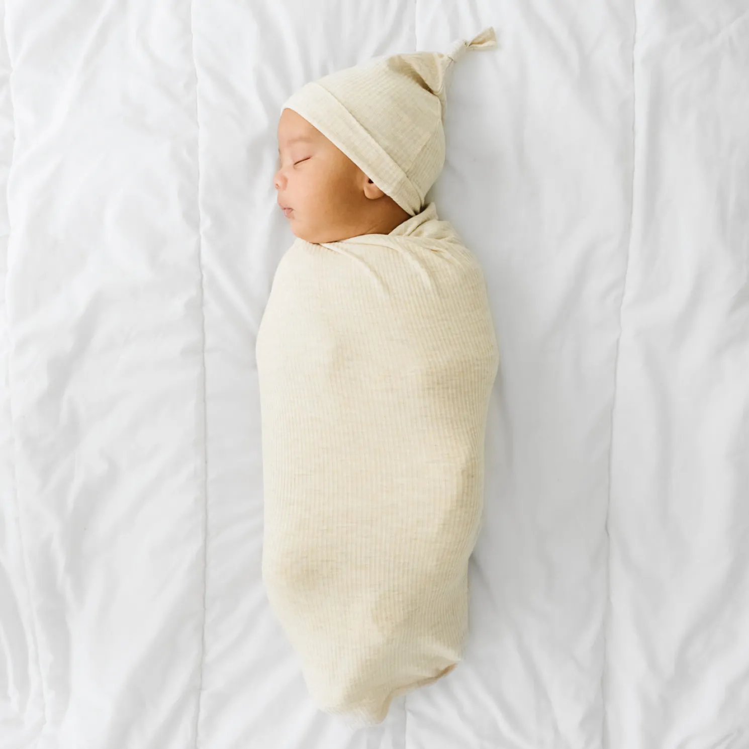Heather Oatmeal Ribbed Swaddle & Hat Set