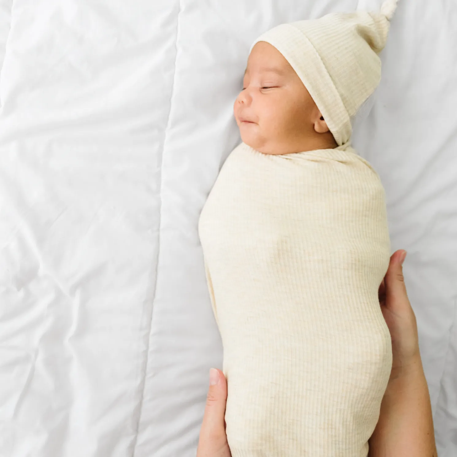 Heather Oatmeal Ribbed Swaddle & Hat Set