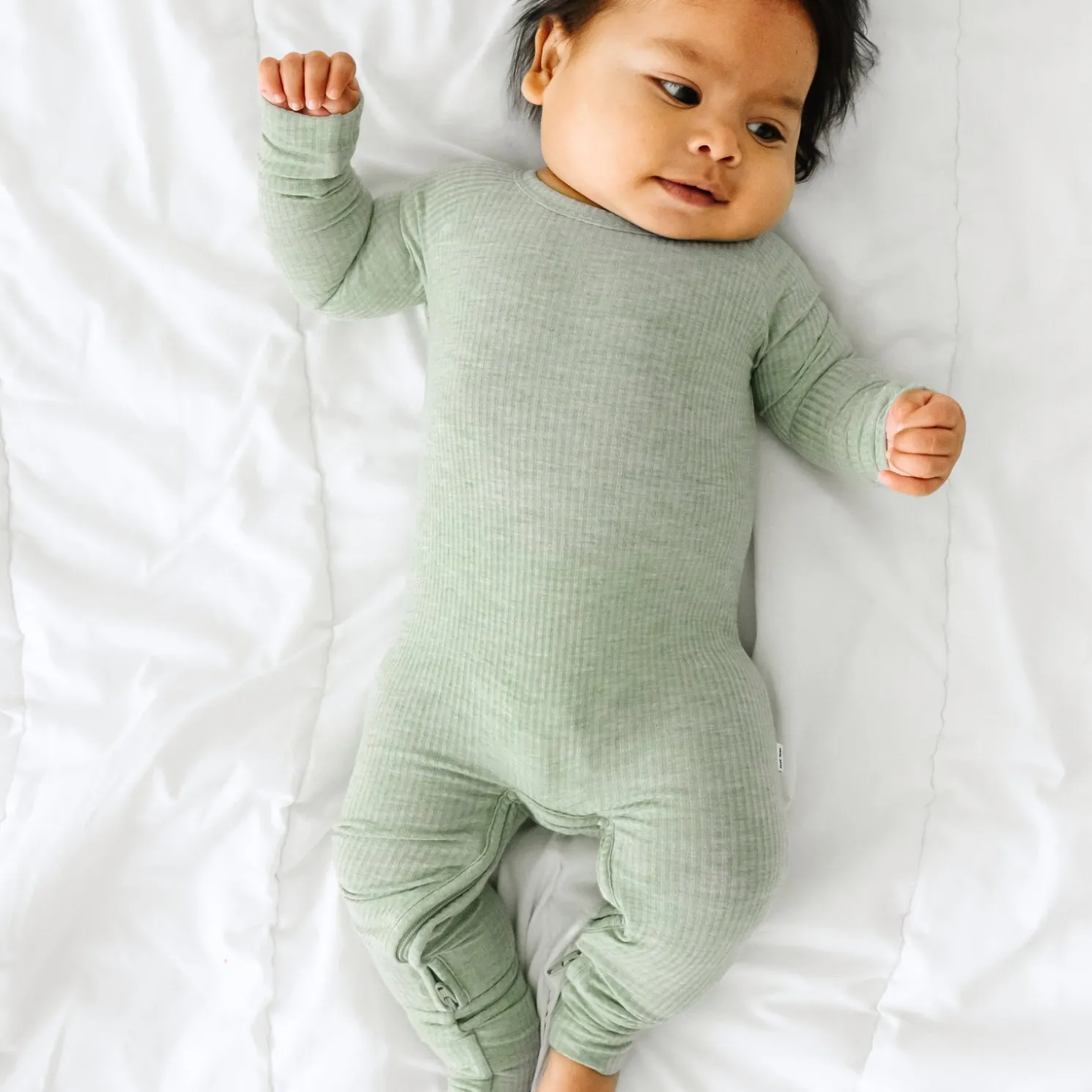 Heather Sage Ribbed Crescent Zippy