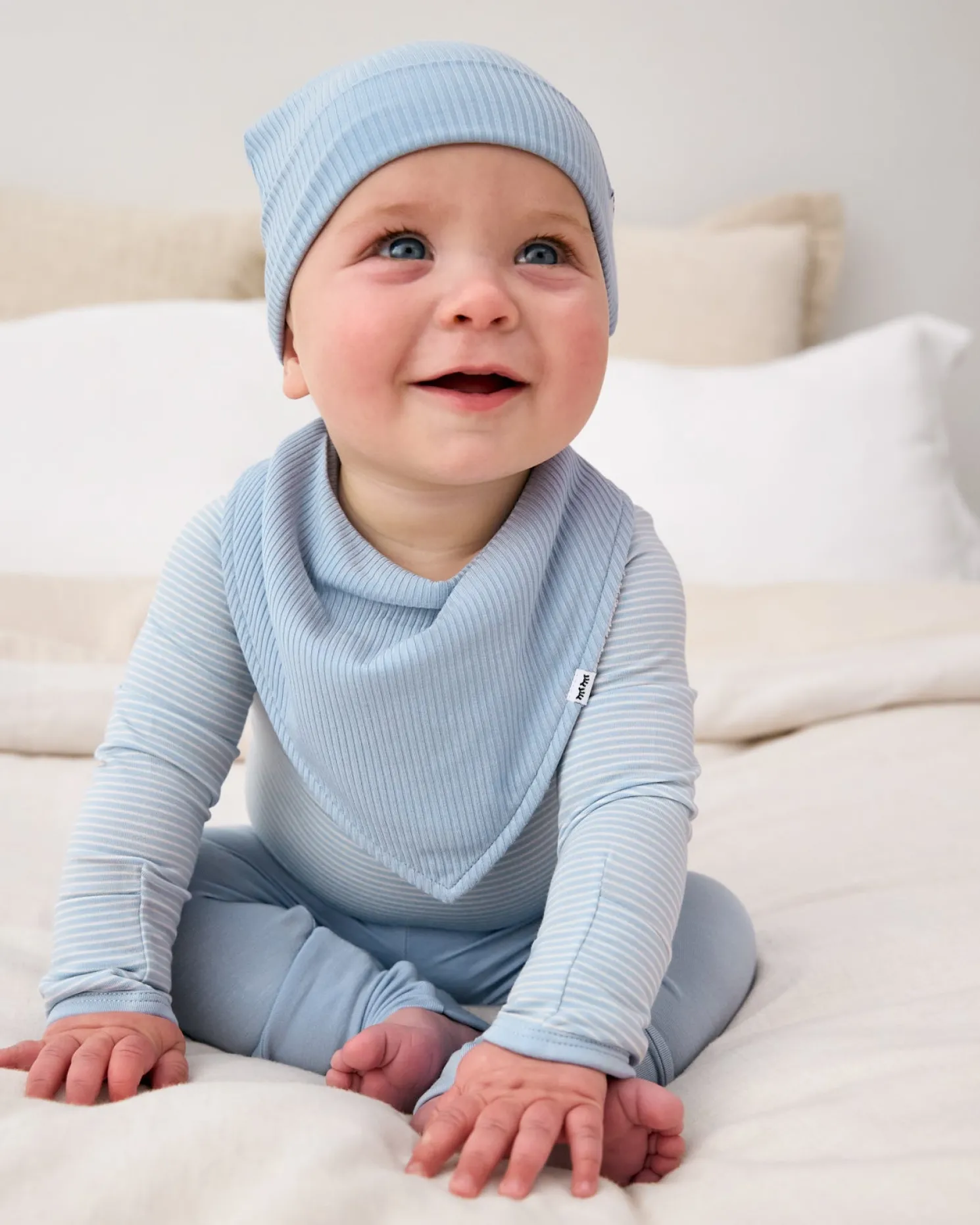 Light Fog Ribbed Bandana Bib