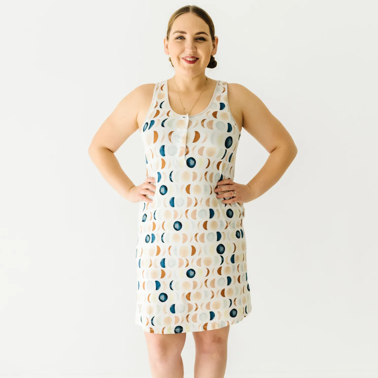 Luna Neutral Women's Sleeveless Nightgown