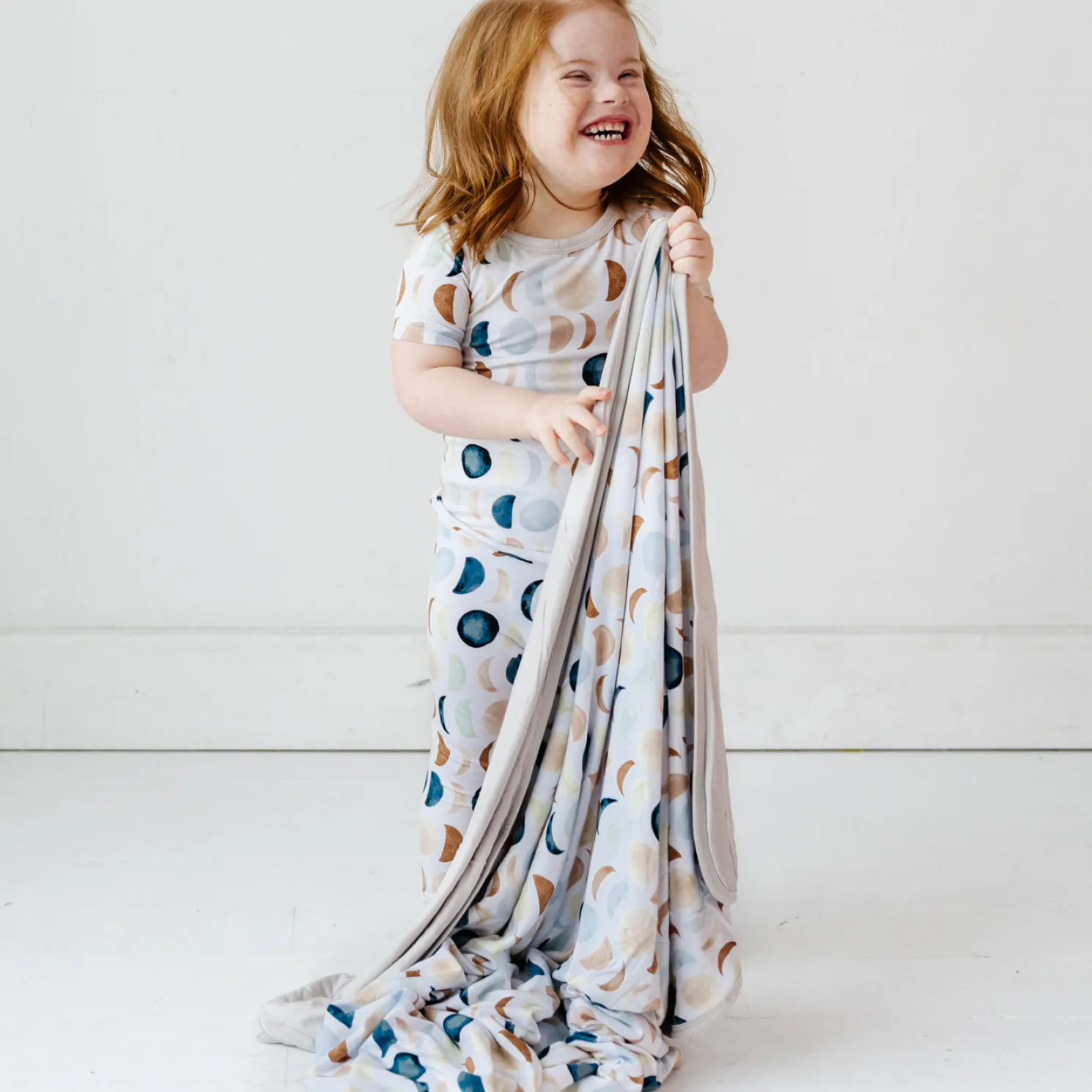 Luna Neutral Large Cloud Blanket®