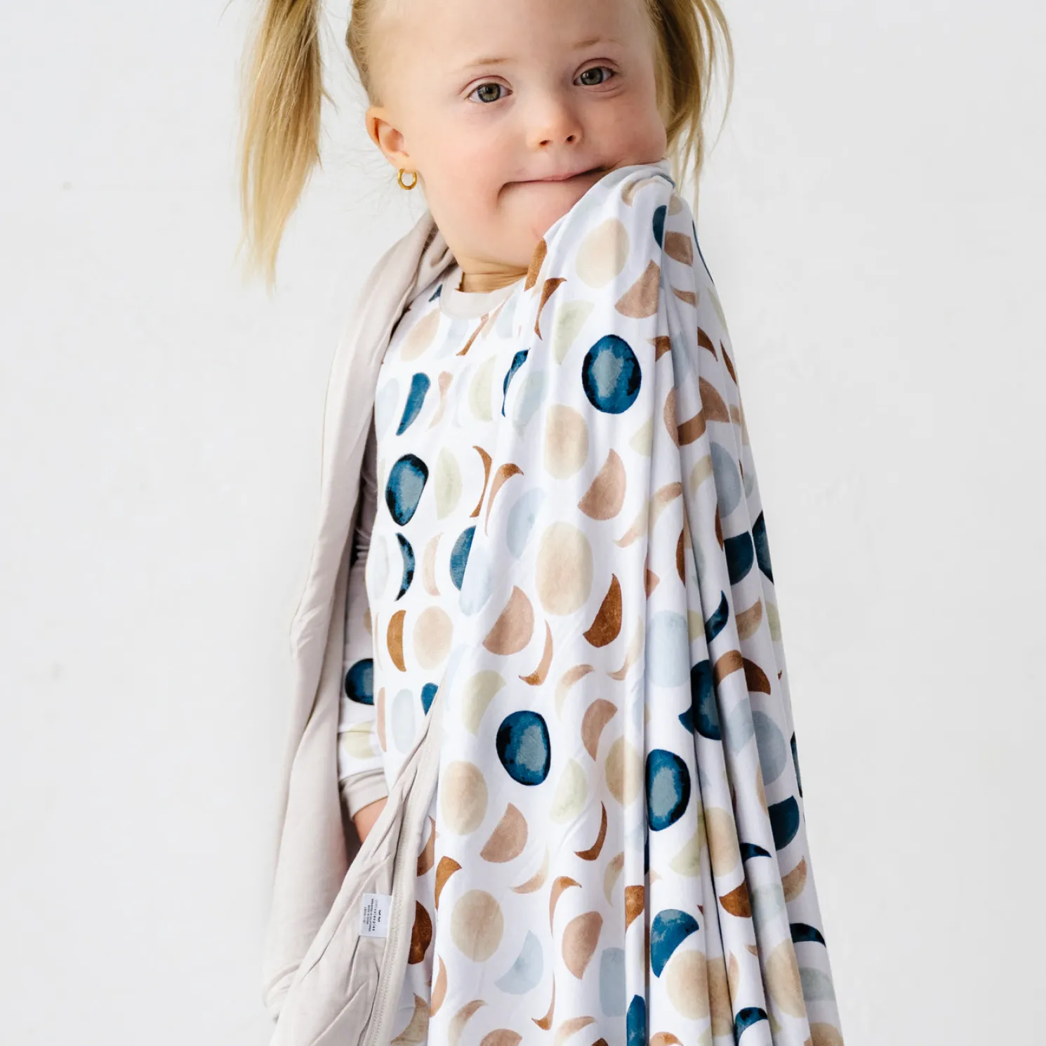 Luna Neutral Large Cloud Blanket®