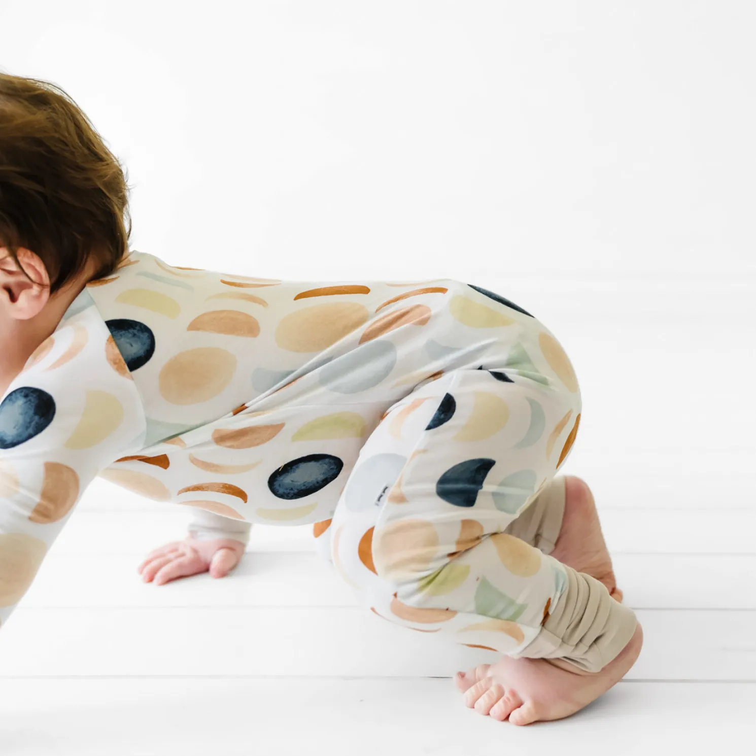 Luna Neutral Crescent Zippy