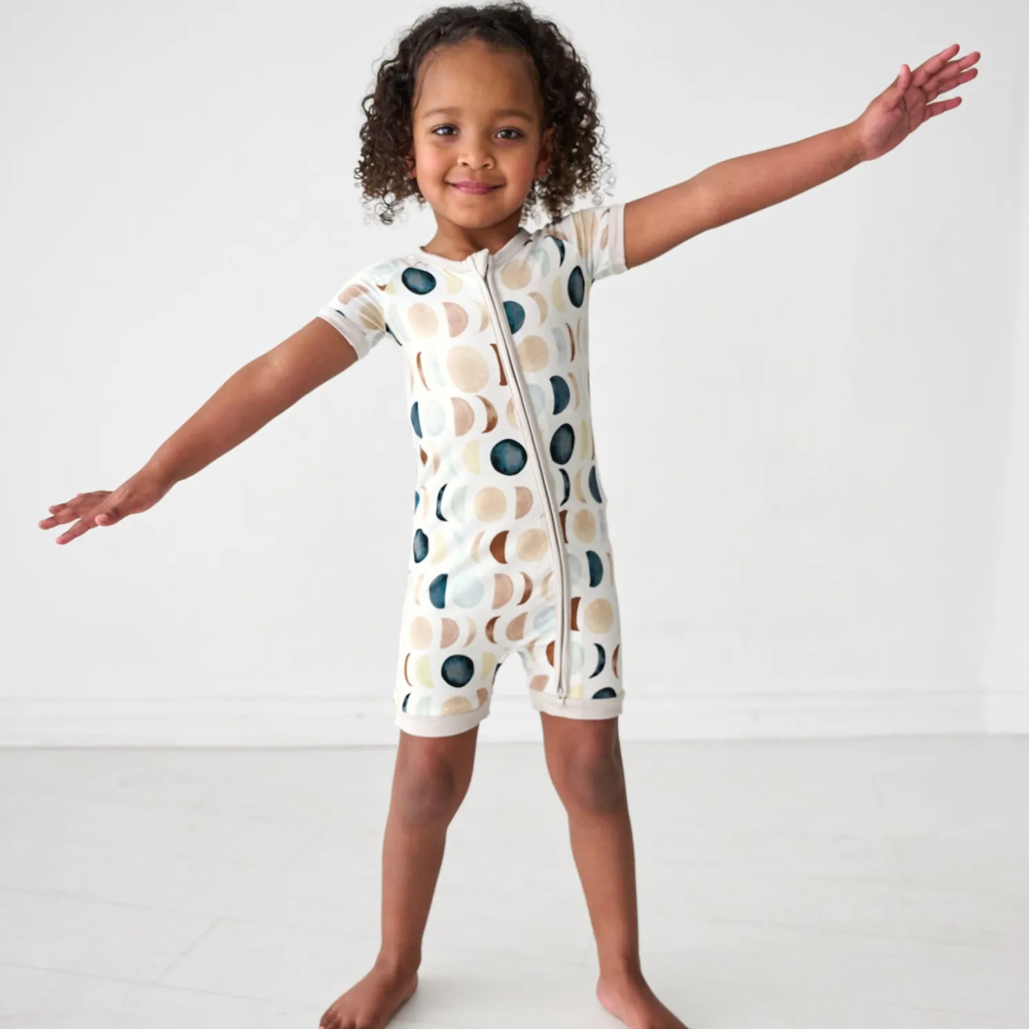 Luna Neutral Shorty Zippy