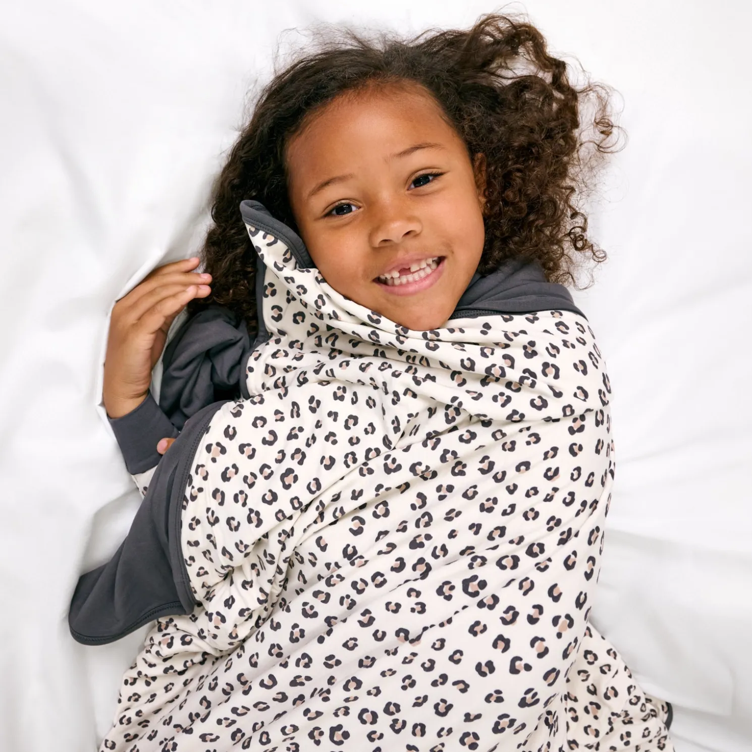 Luxe Leopard Large Cloud Blanket®