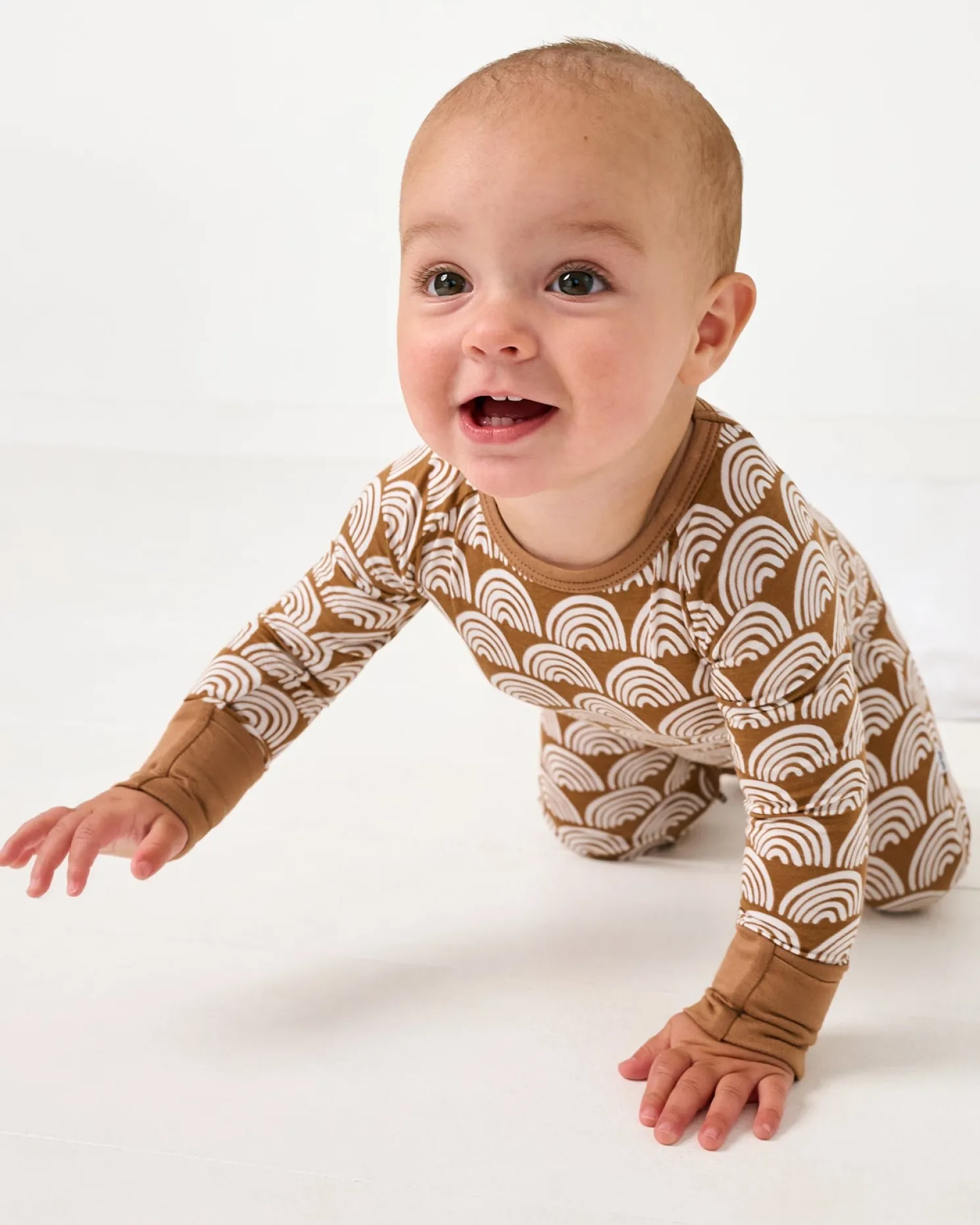 Rust Rainbows Crescent Zippy