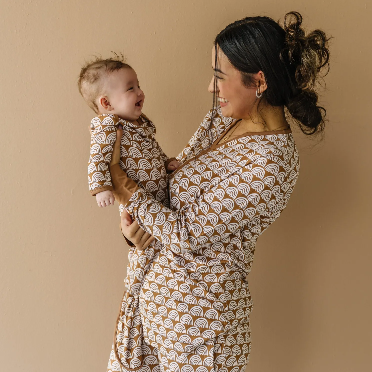 Rust Rainbows Women's Pajama Top