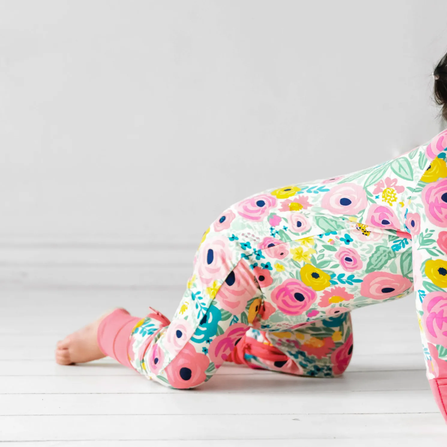 Secret Garden Crescent Zippy