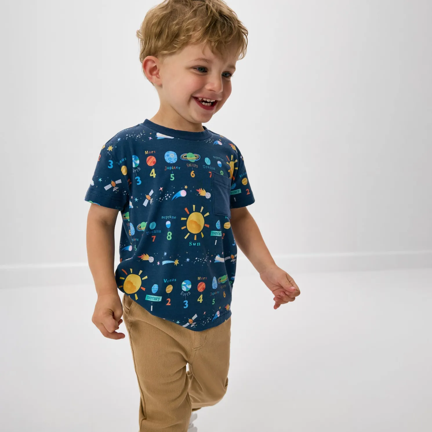 Solar Explorers Relaxed Pocket Tee