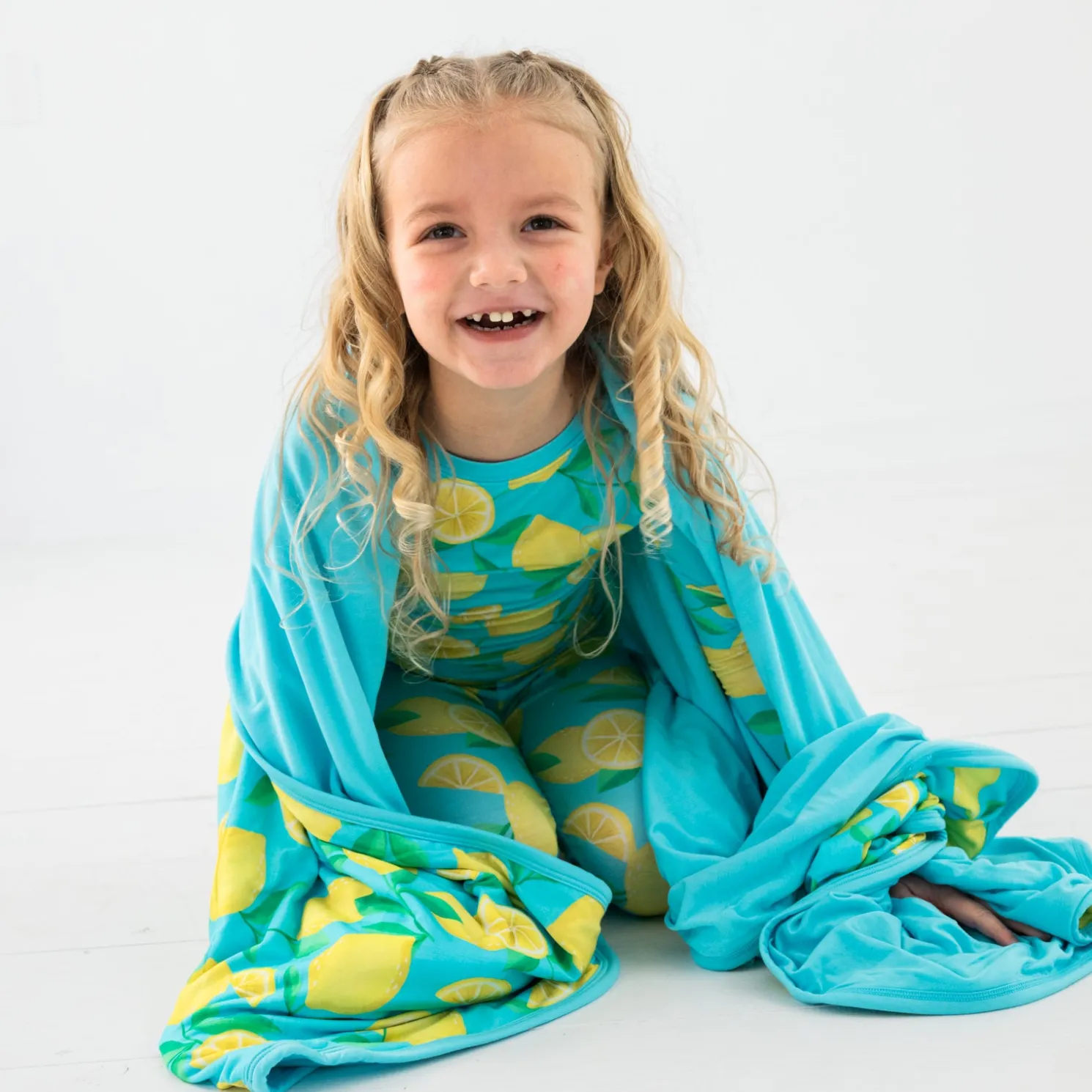 Sunny Citrus Large Cloud Blanket®