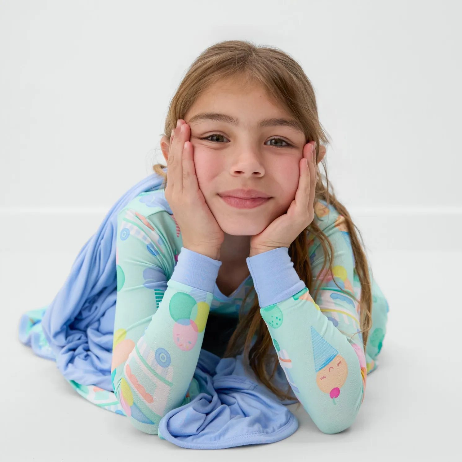 Sweet Scoops Large Cloud Blanket®