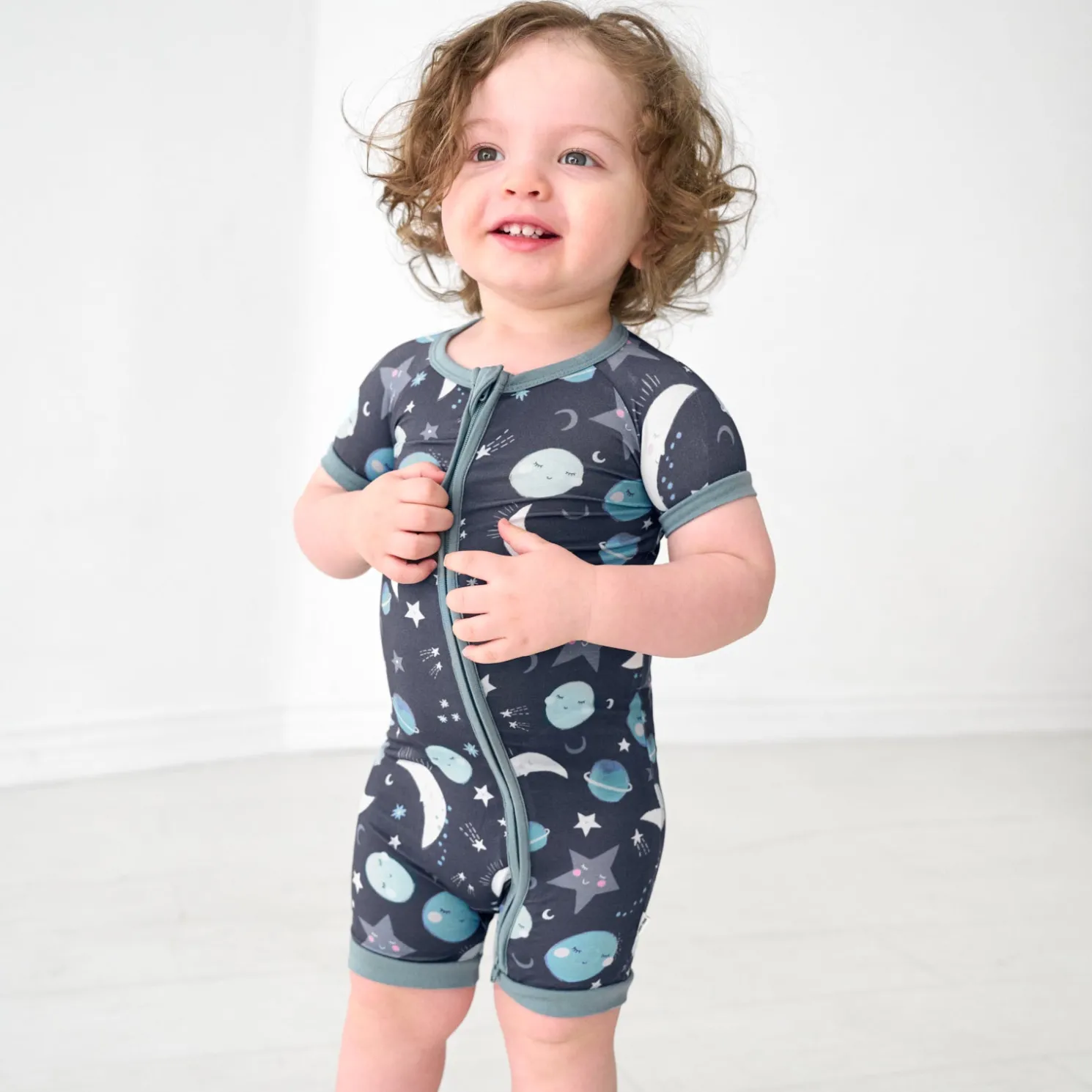 To the Moon & Back Shorty Zippy