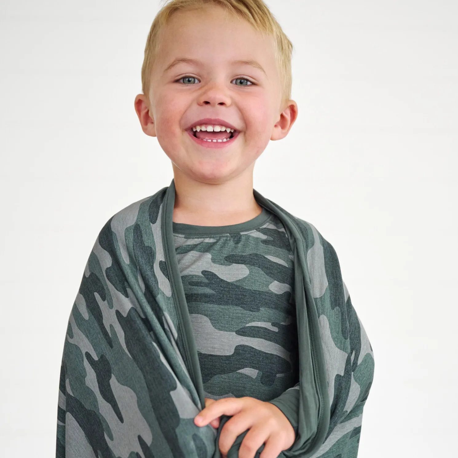 Vintage Camo Large Cloud Blanket®