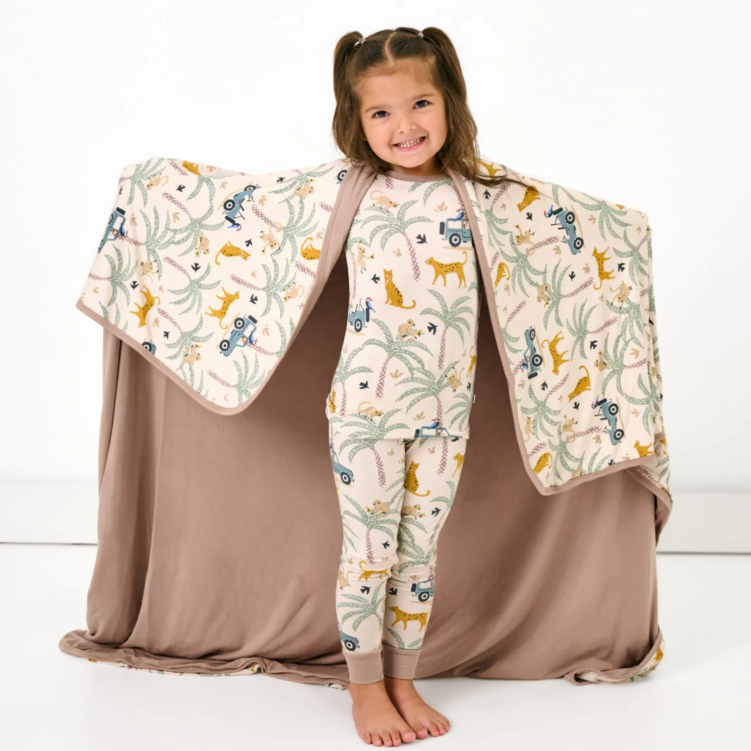 Wild Escape Large Cloud Blanket®