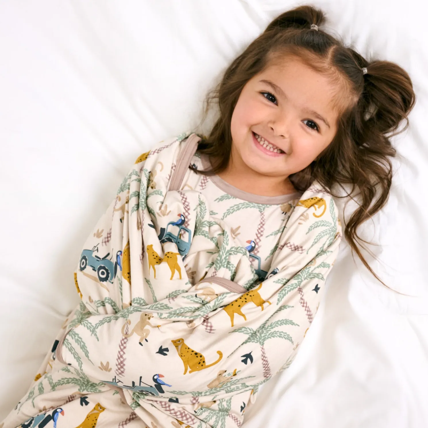 Wild Escape Large Cloud Blanket®