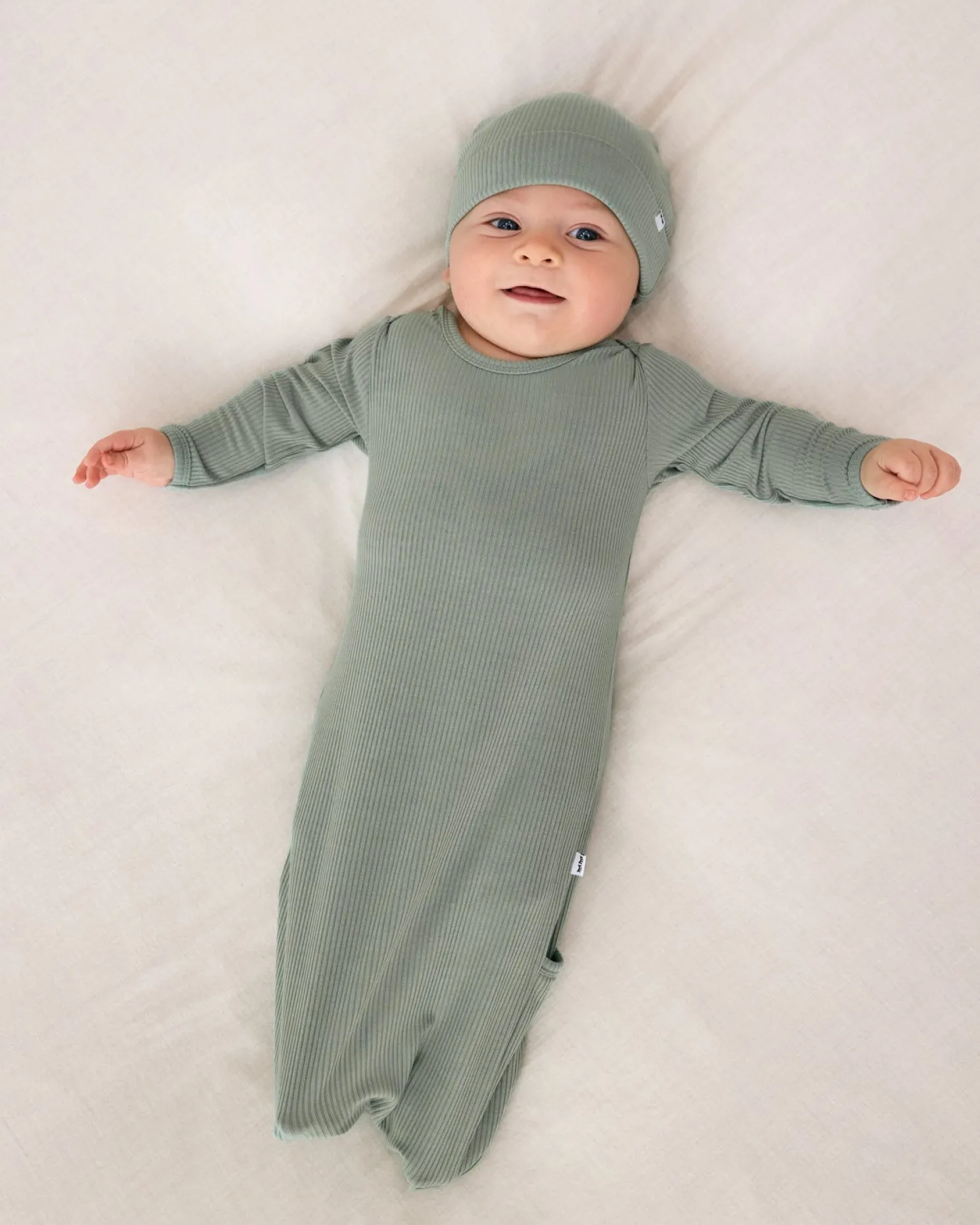 Willow Ribbed Infant Gown