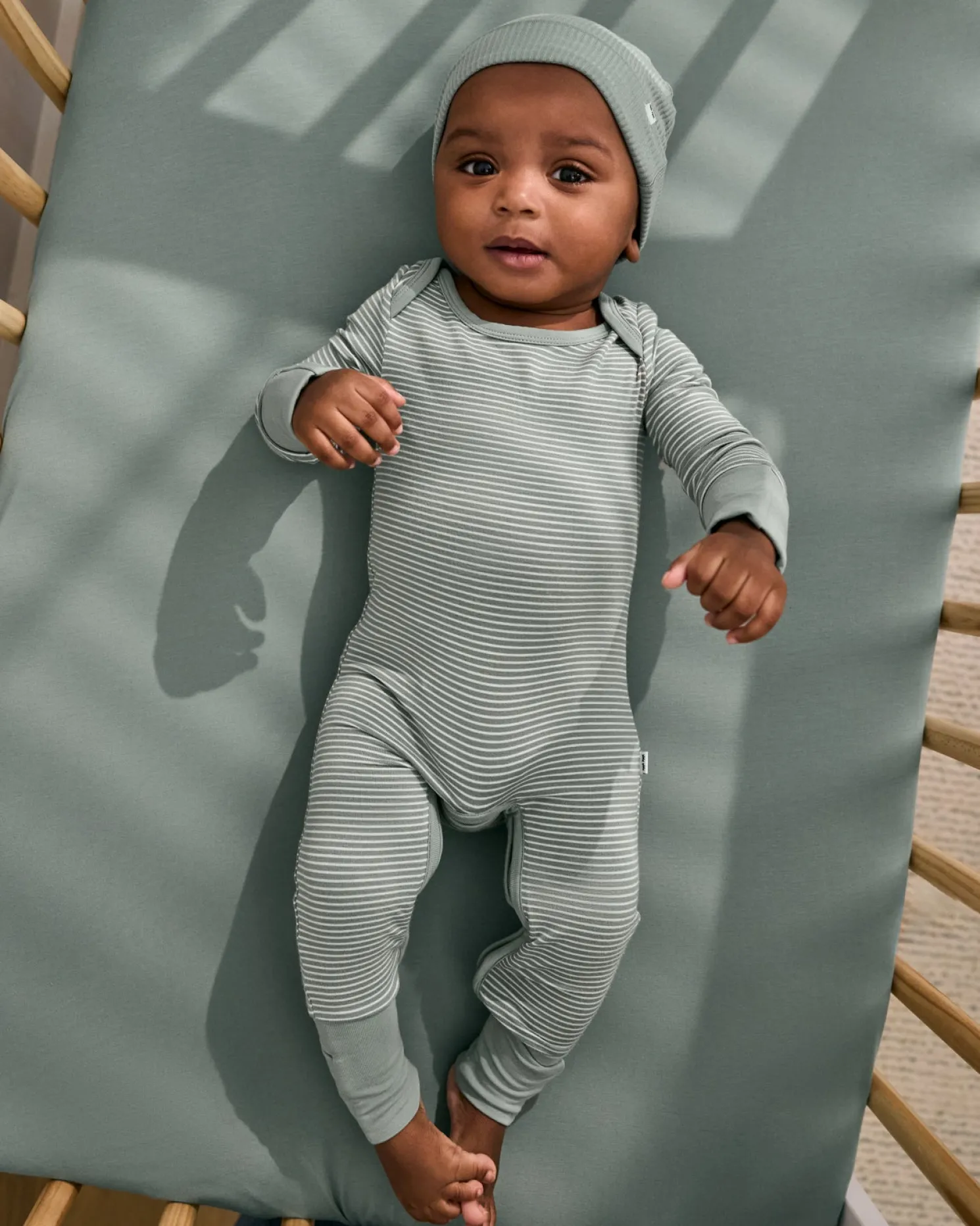 Willow Stripe Crescent Zippy